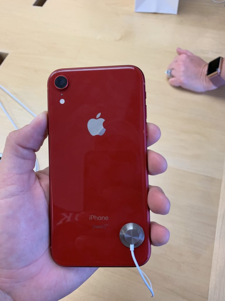 Hands on with the iPhone XR 7 Red XR