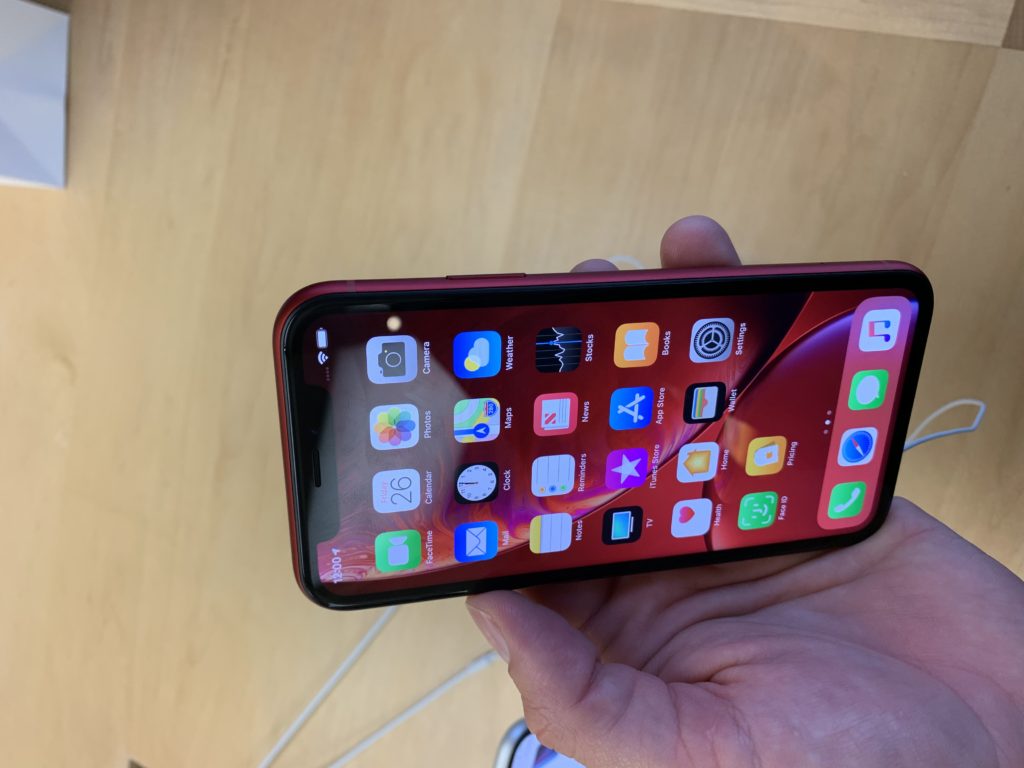 Hands on with the iPhone XR 6 red front