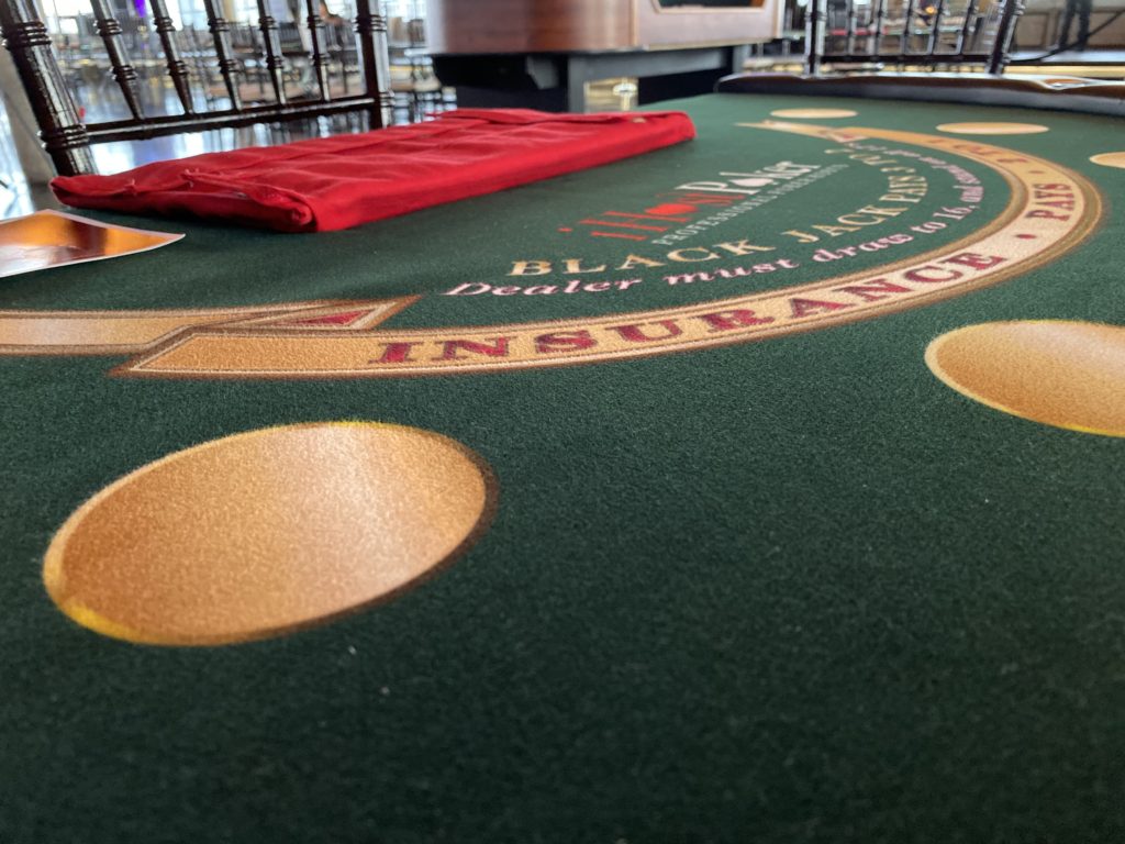 iPhone 11 Pro Max Review - The Best iPhone Yet 8 Poker table in night mode