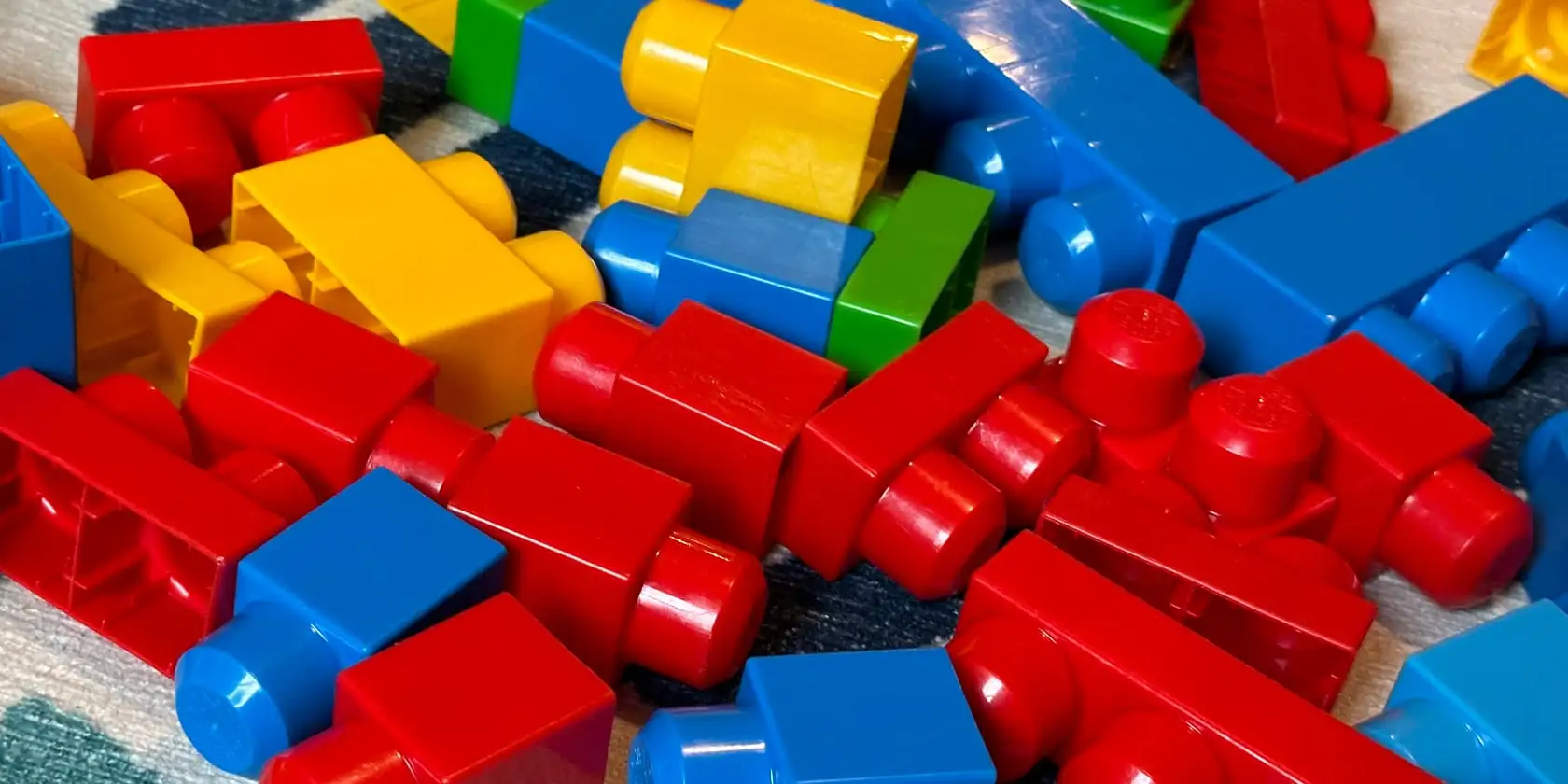 My 5 Favorite Toys To Entertain My Toddler