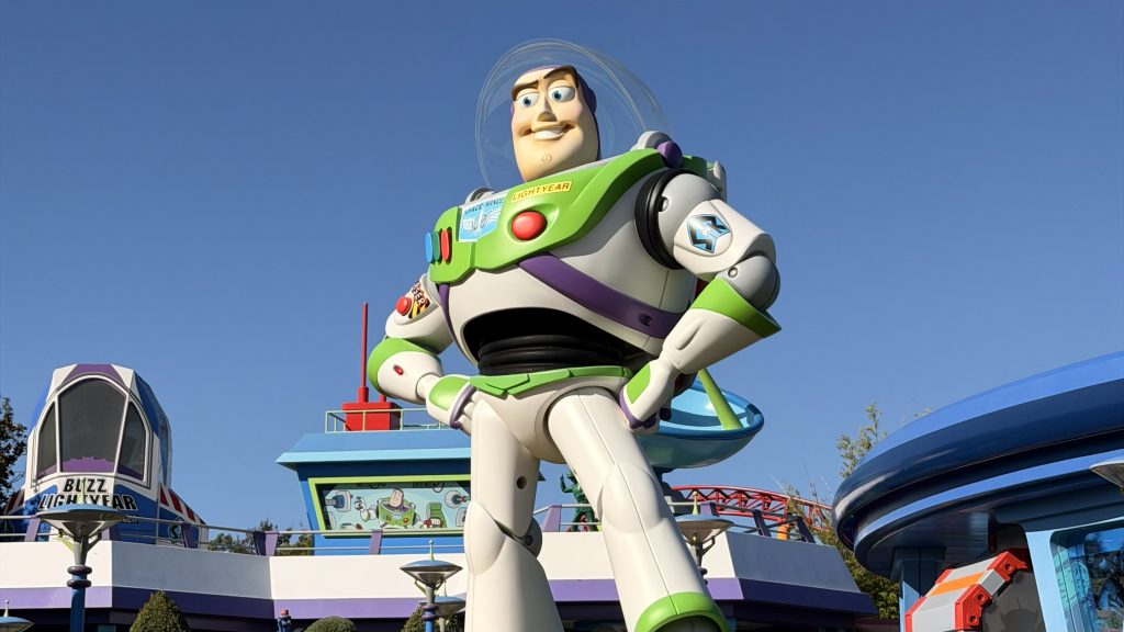 Conquering Disney World— My First Visit in Almost 40 Years 12 A statue of Buzz Lightyear in front of Toy Story Land in Disney World