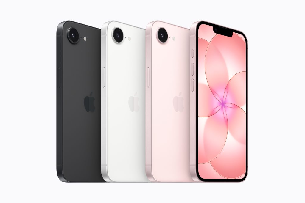 Four iPhone 17e in black, white, pink, and front display with pink flower pattern.